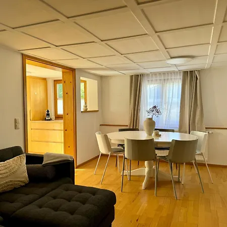 Charmantes Bauernchalet Alois Apartment *